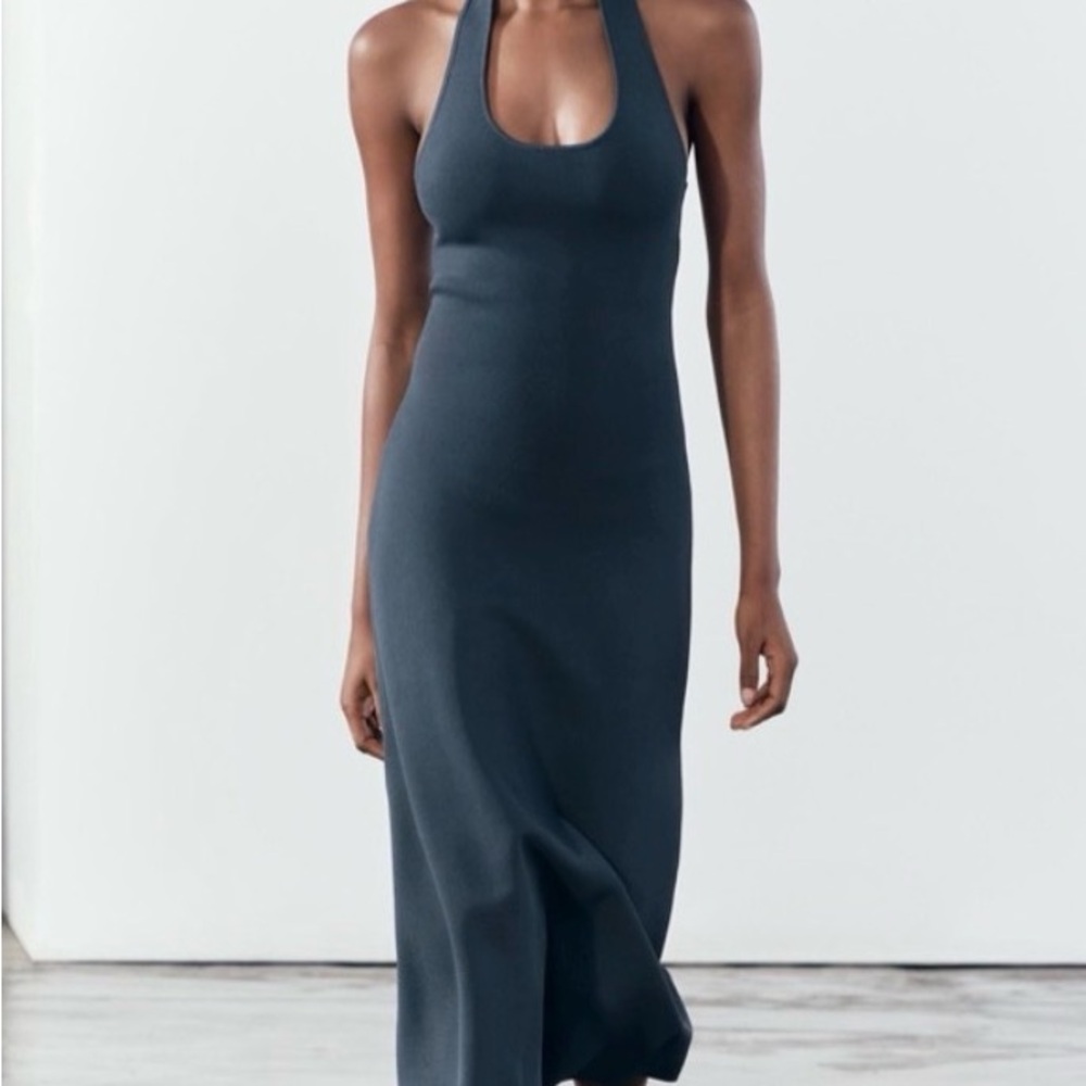 Zara Backless Halter Midi Dress in blue - Picture 3 of 4